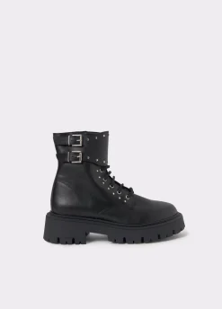 Bota Acordonada Tachas